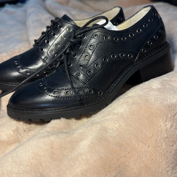 Michael Kors Black Leather Platform Shoes - Picture 2 of 4